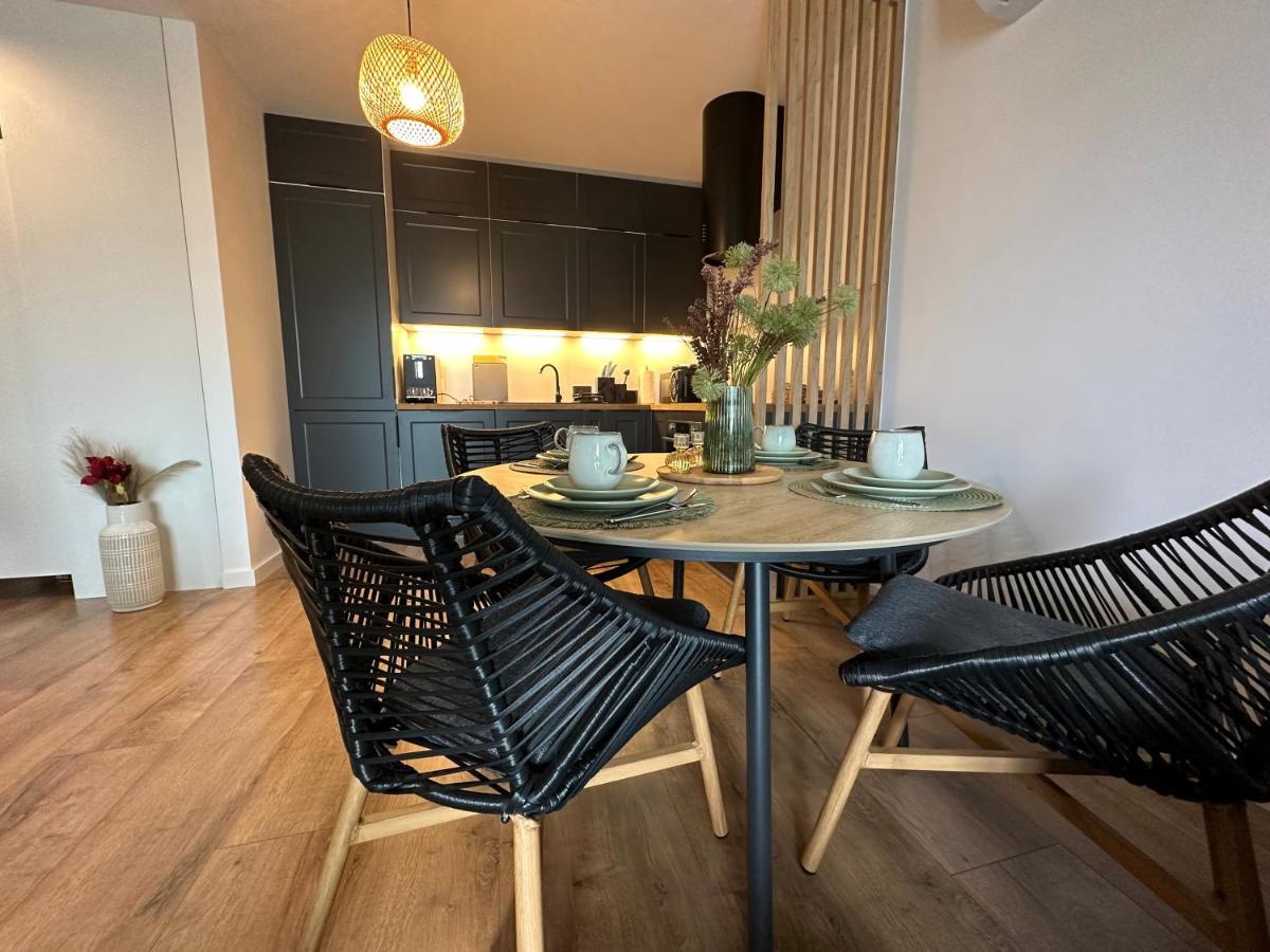 Apartament 28 W Dolinie Baryczy - 5D Apartamenty ミリチ エクステリア 写真